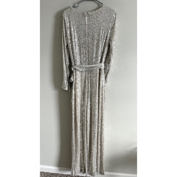 Eliza J Silver Sequined Wrap Front Long Sleeve Party Jumpsuit Size 12 NWT - Picture 5 of 12